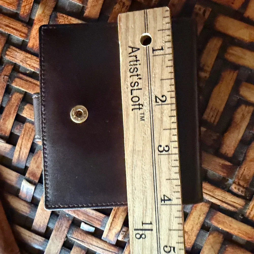 Givenchy Vintage 90s Brown Leather Wallet Classic Luxury 4G Logo OS